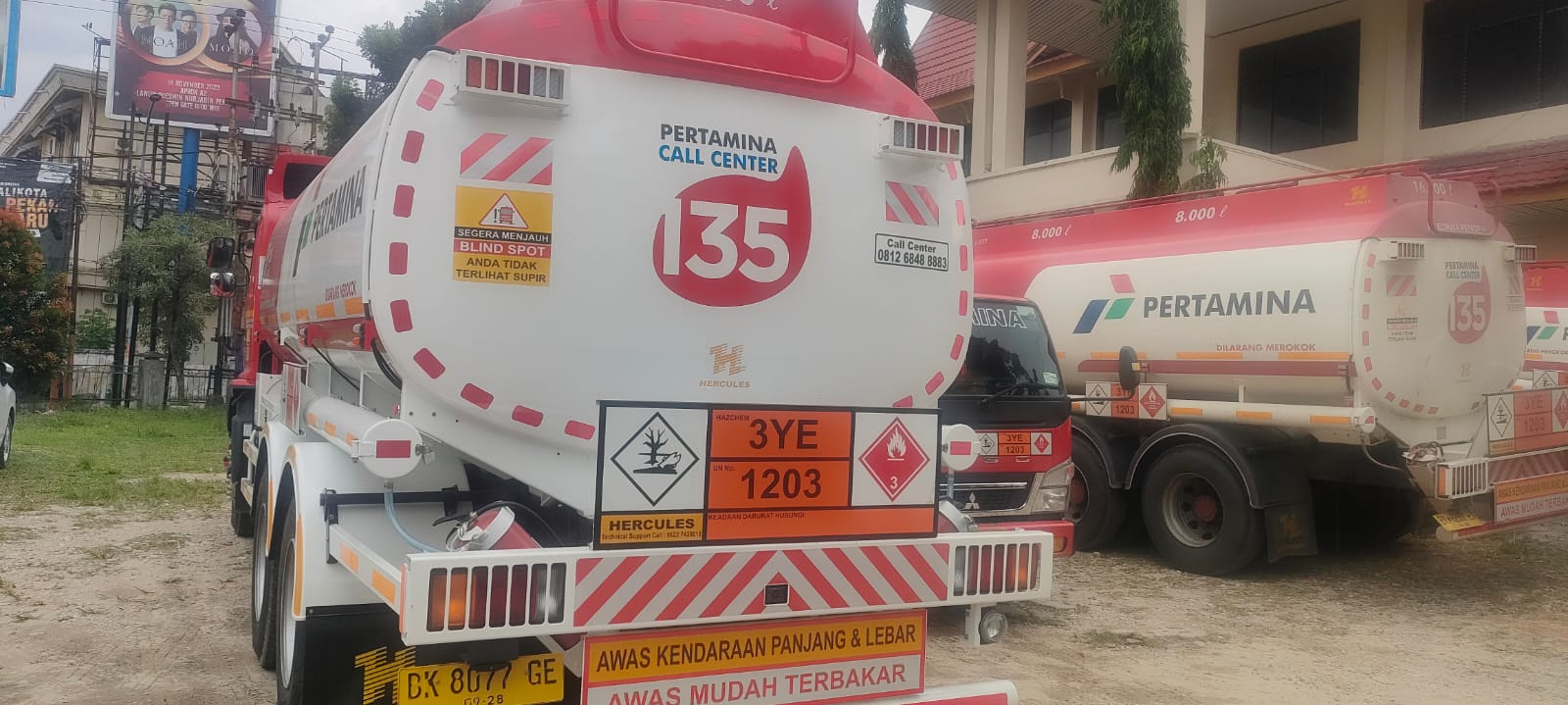 Bayar Parkir 50 Ribu di Halaman Kantor UPT Metrologi Pekan Baru Tiga Ban Mobil Tangki BBM Raib 